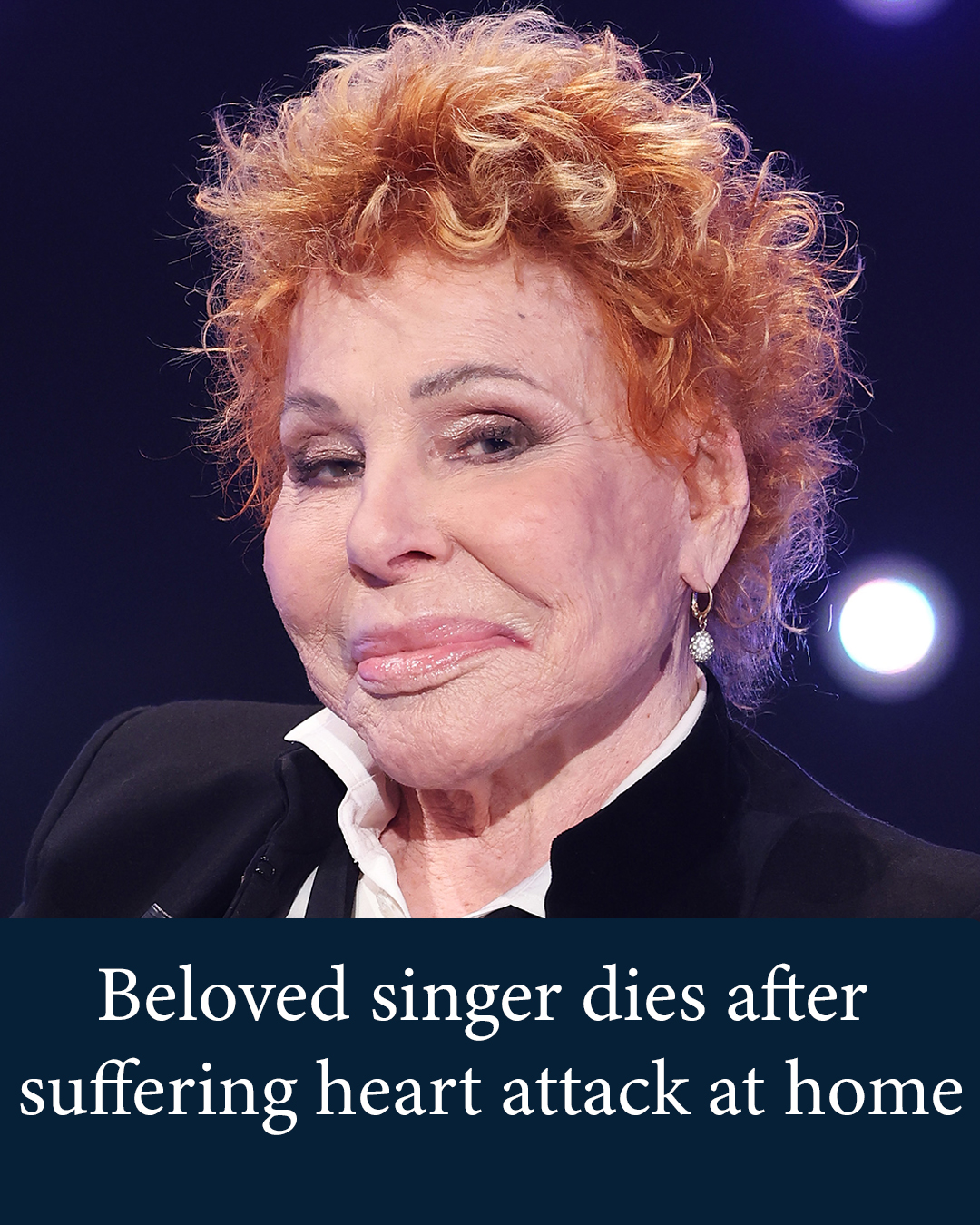 Beloved singer dies after suffering heart attack at home