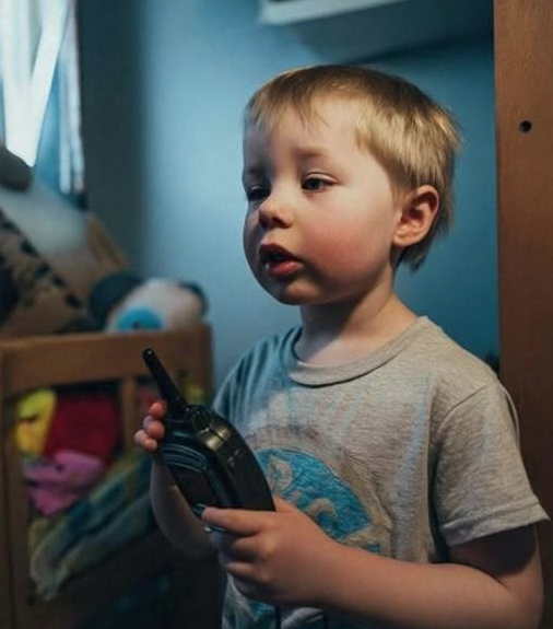 My grandson secretly gifted me a walkie-talkie for our bedtime chats – what I overheard one night truly touched my heart.