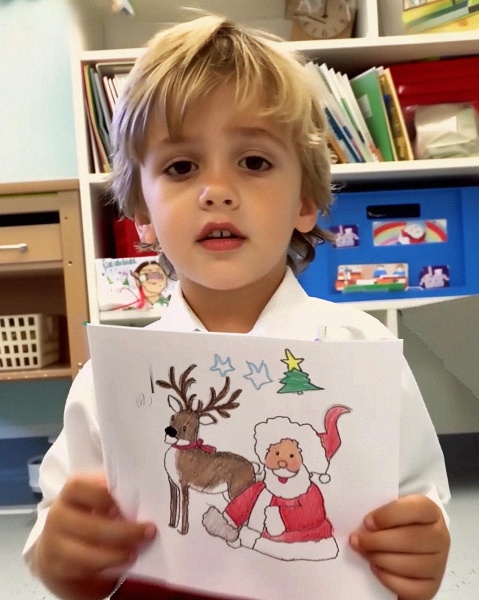 Girl Mocks Boy Who Didn’t Bring Xmas Gift to Class, Visits Him on Reading His Letter to Santa – Story of the Day