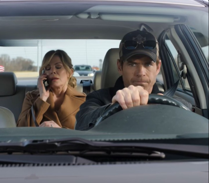I found another man’s name hidden in my wife’s closet… so I disguised myself as a taxi driver and picked her up on her way to meet him.