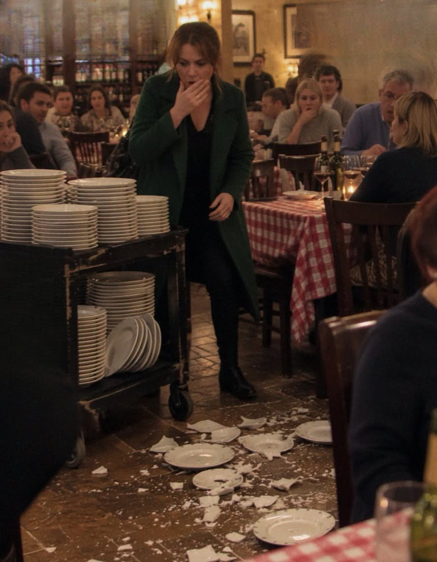 My Sister Ordered a $2,000 Dinner and Expected Me to Pay—But When the Bill Arrived, Her Friends Learned the Truth